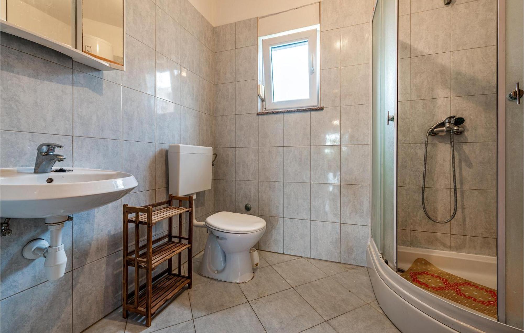 Cozy Apartment In Vir With Kitchen Екстер'єр фото