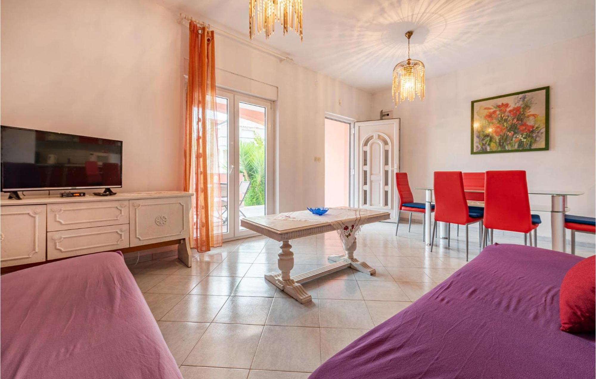 Cozy Apartment In Vir With Kitchen Екстер'єр фото